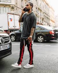Check spelling or type a new query. Red And Black Sweatpants Outfits For Men 44 Ideas Outfits Lookastic