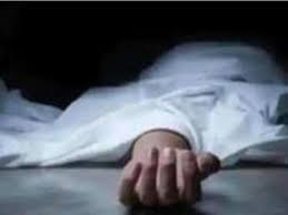 UP aligarh Old Man farmer killed with heavy object legs tied body thrown in  fields घूमने निकले किसान का खेत में मिला शव, पैर बांधकर बेरहमी से सिर पर  ताबड़तोड़ वार, Uttar-pradesh