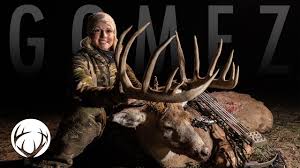 The Hunt For Gomez, Tiffany Lakosky's Biggest Whitetail // Lee and Tiffany  Lakosky