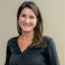 Alison Roth's Instagram, Twitter & Facebook