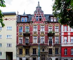 Besonders für studenten ist die immobiliensuche in potsdam eine herausforderung, muss die wohnung doch günstig und gleichzeitig in einem wohngebiet nahe der hochschule gelegen sein, also meistens in der innenstadt. Potsdam Entdecken Ziele Fur Schone Ausfluge Und Kulinarische Tipps