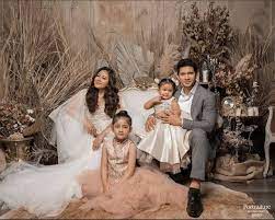 Iko uwais and audy item in an instagram selfie as seen in april 2017 (iko uwais / instagram) race / ethnicity. Iko Uwais Our First Family Photo Theuwais Facebook