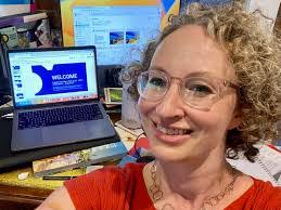 Tiffany Bergin's Instagram, Twitter & Facebook