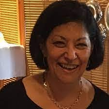 Lori Lampe's Instagram, Twitter & Facebook