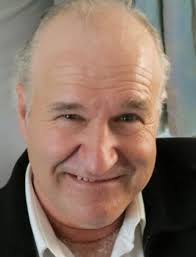 C'est avec une immense tristesse que nous vous annonçons le décès de notre  cher père et frère, M. Laurie Savoie, survenu subitement à l'Hôpital  régional de Miramichi, le samedi 16 mars 2024