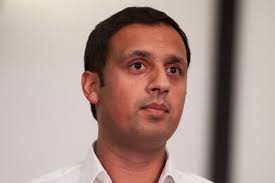 Scottish Labour leader hopeful Sarwar sheds cash and carry shares