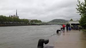 Toutes vos prévisions météo de rouen à 5 jours avec alerte et bulletin météo. Pas De Depart Des 24 Heures Motonautiques De Rouen Avant 16 Heures