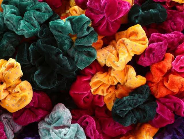 Rommy Hunt Revson, creator of the scrunchie, dies at 78 – The Press Democrat