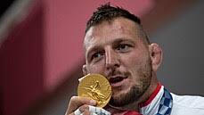 Diskuse: Zemřel herec Nigel Terry, král Artuš z legendárního filmu  Excalibur