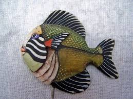 Pin By Ellen Jens On Ceramics Gartenstecker Fish Painting Clay Fish Fish Sculpture