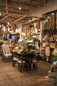 Urban Farmhouse Designs 28 000 S F Showroom It Packed Full Of Inspiration Creative Ideas Are Around Ea Ferme Urbaine Interieurs De Magasins Interieur Boutique