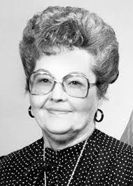 Jennifer Homeyer's Instagram, Twitter & Facebook