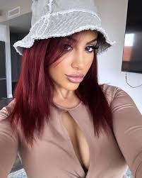 Bianca Harry's Instagram, Twitter & Facebook