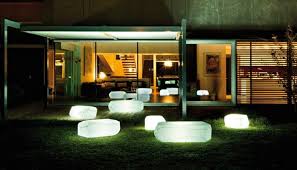 Outdoor Lamp Ideas 30 Bold Designs Modern Outdoor Lighting Outdoor Garden Furniture Italian Furniture Design