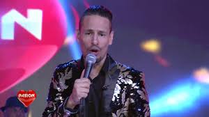 El alcohol me transformó en agresivo en una charla con diarioshow.com , el cantante recordó su pasado y contó cómo salió adelante. Galaespecial De Yomellamopy Rodrigo Tapari By Yo Me Llamo Paraguay