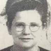 Mabel Hammond's Instagram, Twitter & Facebook