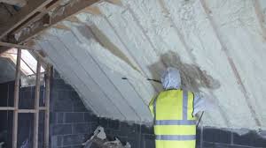 Suntem specialisti in aplicatiile cu spuma poliuretanica datorita experientei noastre de peste 15 ani de cand suntem prezenti pe piata.va oferim o oferta bogata, competitiva, flexibilitate, cooperare si standarde inalte de calitate. Izolatie Cu Spuma Poliuretanica Youtube