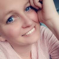 300+ "Vicky Roman" profiles