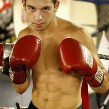 Quincy's Ryan Kielczweski fighting in co-main event