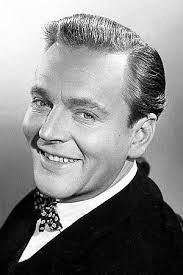 Derek Walmsley's Instagram, Twitter & Facebook