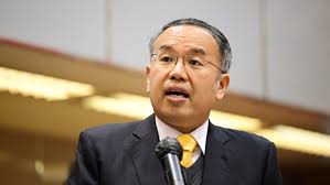 Treasury chief refutes talks of Hong Kong's declining economy