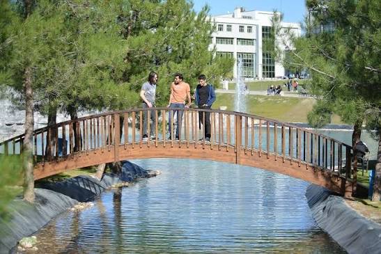 Uşak Üniversitesi