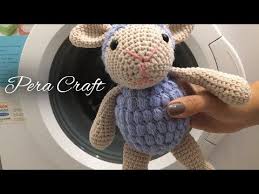 Amigurumi Oyuncagi Camasir Makinesinde Yikanir Mi Pera Craft Crochet Hats Crochet Crochet Blouse