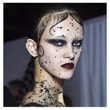 Vfiles Vfiles Catwalk Makeup Beauty Hair Makeup Pat Mcgrath Makeup