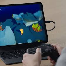 Keyboard and mouse on mobile fortnite does it work? Apple Is Getting Serious About Ipad Gaming With Better Gamepad And Keyboard Support The Verge