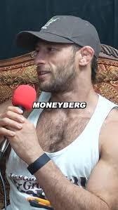 Sequence from todays session Defending the leg by threatening the back  exposure leading to chest to chest connection for the pass and Tarikoplata  finish. 📸 @hywelteague @bjjhacks