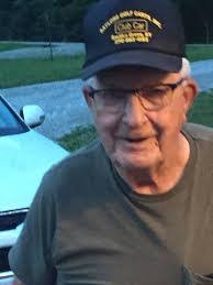 Leslie Baumgardner's Instagram, Twitter & Facebook