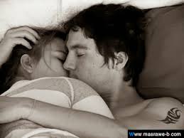 صور حب نار 2020 للمتزوجين والعشاق احلى صور حب وعشق وهيام زينه Cuddling Couples Old Soul Age Gap Couples