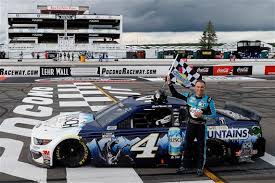Kevin harvick won the last race of the nascar sprint cup season and the series championship in thrilling finale at homestead, florida on sunday. Kevin Harvick Can He Win The 2020 Nascar Cup Series Championship Speedwaymedia Com
