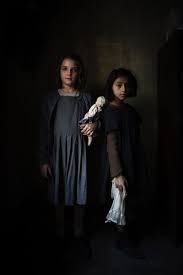 Raffaella cerullo semble avoir disparue. Tout Ce Qu On Sait Deja Sur La Serie Hbo L Amie Prodigieuse D Elena Ferrante Vogue Paris