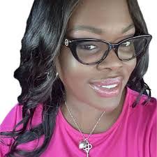 Tonia Dodd's Instagram, Twitter & Facebook