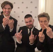 Robert Pattinson Robert Eggers And Willem Dafoe At The Screening The Lighthouse Quinzaine Des Reali Robert Pattinson Twilight Robert Pattinson Robert Douglas