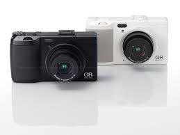 Buy cactus wireless flash transceiver v6 featuring remote power control, for canon, nikon, pentax, flashes, also for panasonic and olympus each flash model has its individual power level characteristics. Ricoh Unveils Gr Digital Iv 10mp Enthusiast Compact With Hybrid Af Digital Photography Review