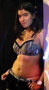 Maushmis sizzling hot number!