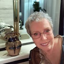 Name an Elvis 🎶 🎼 🎵 🎶 song.