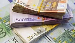 Ayrıca 1 euro kaç türk lirası olduğunu da buradan öğrenebilirsiniz. Euro To Pkr Eur To Pkr Rates In Pakistan Today Open Market Exchange Rates 31 August 2019