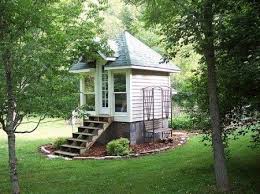 Tiny House Tiny Garden Small House Tiny House Inside Tiny Houses