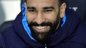 Adil rami is a famous french footballer who plays for french club marseille and the france national team. Pamela Anderson Und Ex Freund Adil Rami Geben Ihrer Liebe Noch Eine Chance