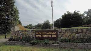 Archaeologists have divided the history of the settlement into three periods: Wickliffe Mounds State Historic Site U S National Park Service