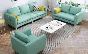 Selain sofa, kursi kayu juga menjadi pilihan yang cocok untuk ruang tamu yang sempit karena ukurannya yang kecil. 7 Model Sofa Untuk Ruang Tamu Yang Minimalis Komunitas Bukalapak