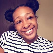 Alexis Deloach's Instagram, Twitter & Facebook