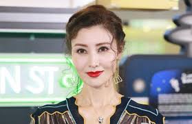 The strongest junior" Li Jiaxin's wealthy feast: Loved 5 men, and only 2  million monthly pocket money