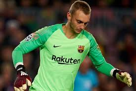 Now, understandably, he is fed up. Fc Barcelona Cillessen Ersatz Barca Denkt An Nationalkeeper