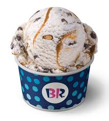 Baskin Robbins Quarterback Crunch In 2020 Baskin Robbins Ice Cream Frozen Desserts