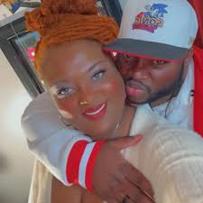 Who married their High School Sweetheart ❤️