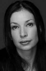 Elly Skinner's Instagram, Twitter & Facebook